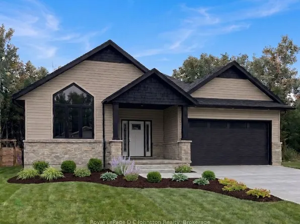 14 Lakeforest Dr, Saugeen Shores, ON N0H 2L0