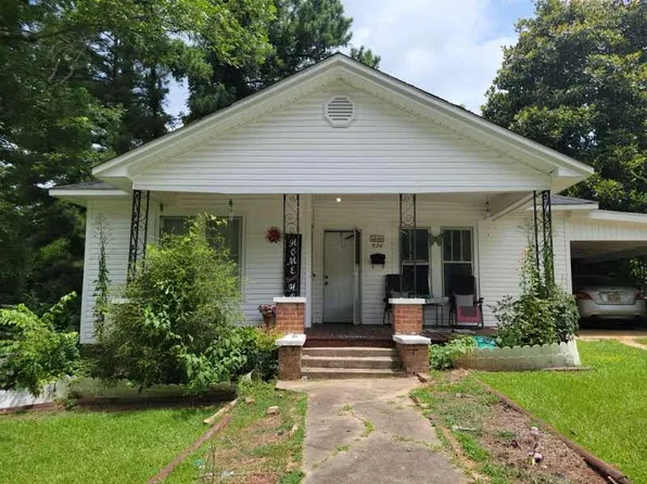 424 W Main St, Baldwyn, MS 38824