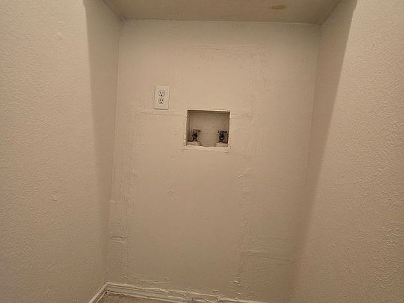 5th image of 703 E 3rd St #703-B-204
