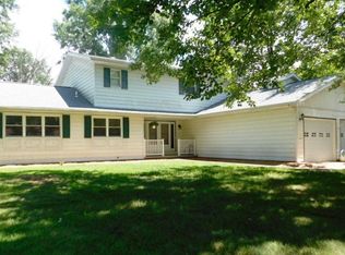 346 Northwood Ln, Salem, IL 62881