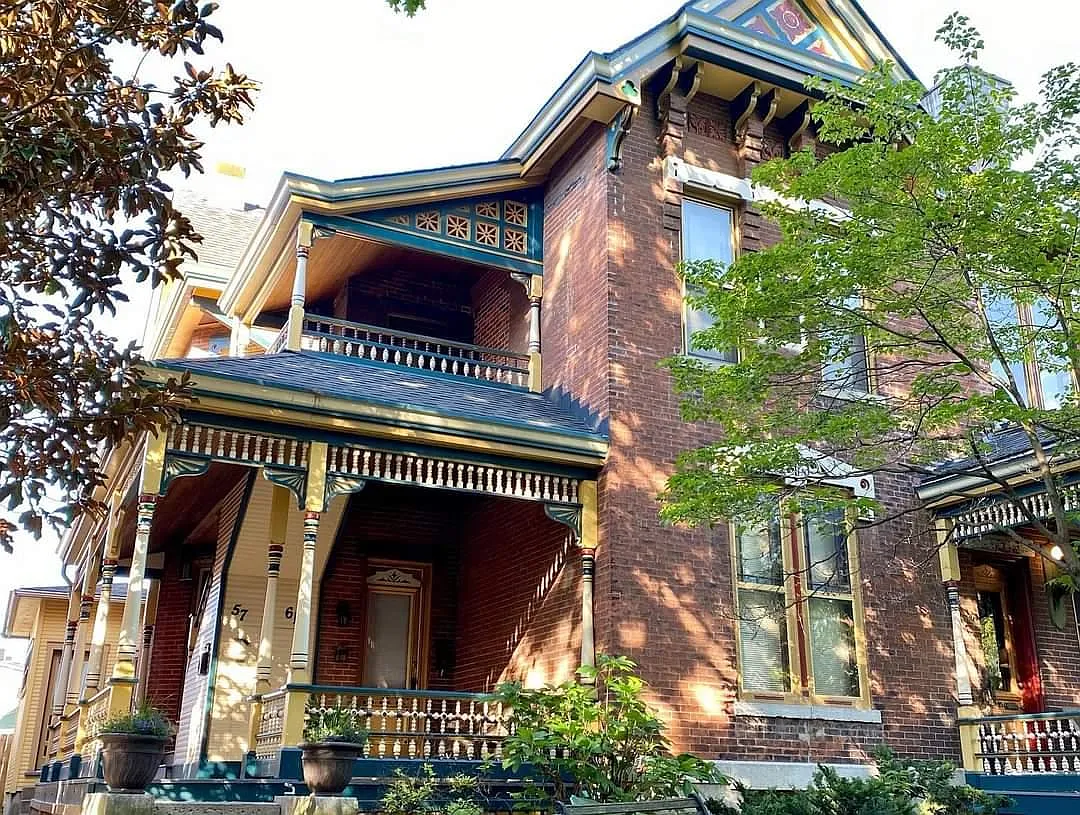 Front porch - Linden Ave
