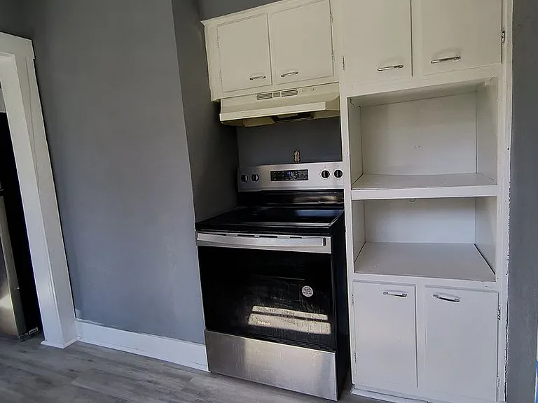 1730 Broxey Ct NE — Photo 5