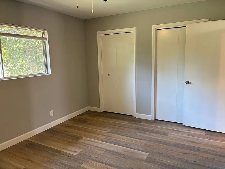 828 D St — Photo 27