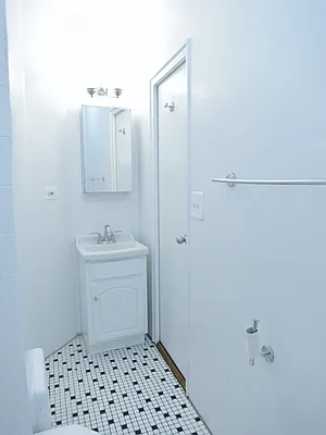 Rented by City & Suburban | media 40