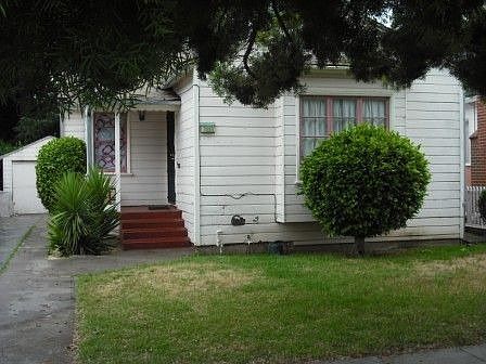 2nd image of 7851 Olive St