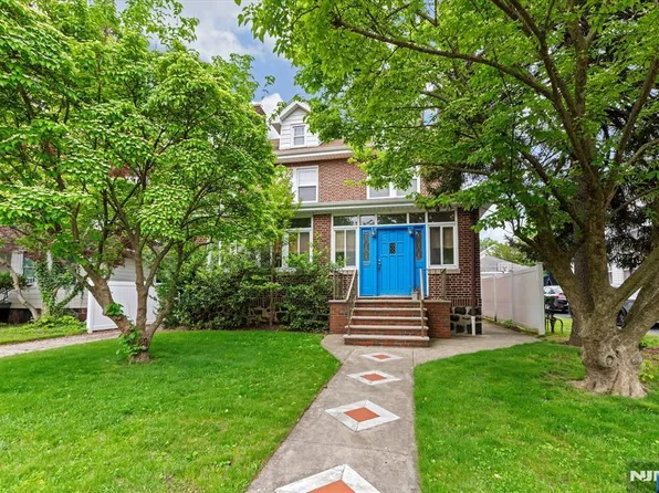 333 Park Ave, Leonia, NJ 07605