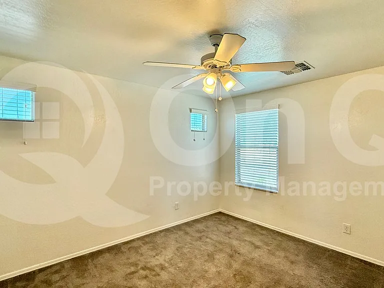 8924 N 102nd Ln — Photo 14