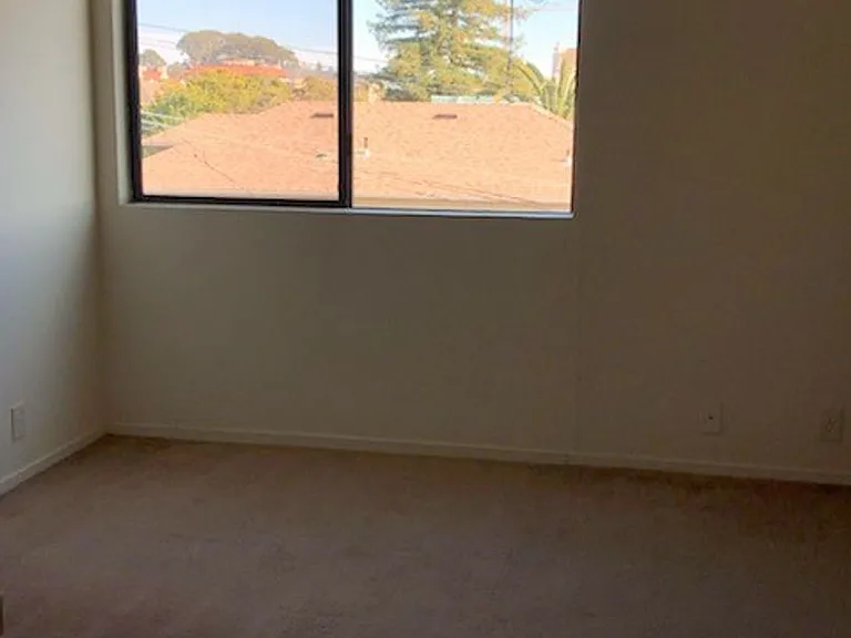 1550 Walnut St #10 — Photo 18