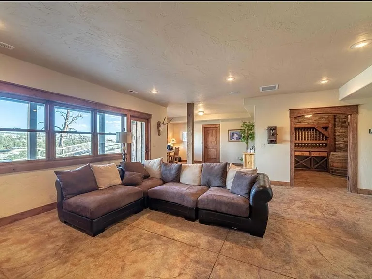 3811 Deer Park Dr — Photo 6