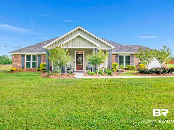 8779 Baptist Camp Rd, Elberta, AL 36530