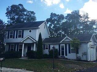 332 Chestnut Dr, Manahawkin, NJ