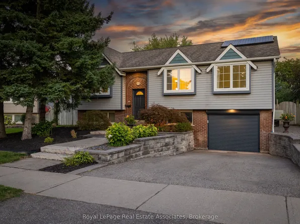 829 Willow Ave, Milton, ON L9T 3E5