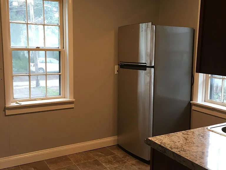 1606 Monroe St NE #1 — Photo 10