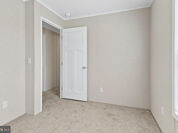 5th image of 201 Bordic Rd