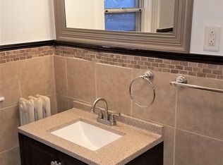 84 Sinclair Ave #2, Cranston, RI 02907