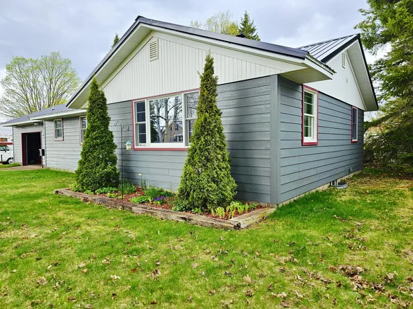 406 W Avenue C #W, Newberry, MI 49868