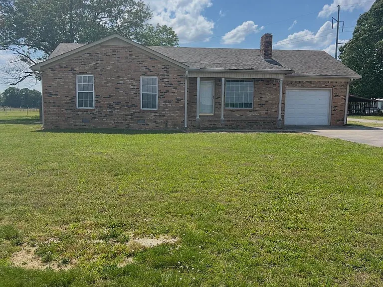 16767 Glaze Rd — Photo 1