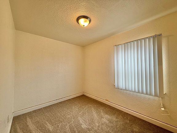 3rd image of 3210 Chamoune Ave