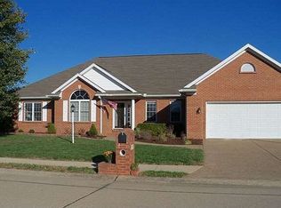 7977 Greencrest Dr, Newburgh, IN 47630