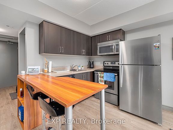3rd image of 321 Spruce St #211