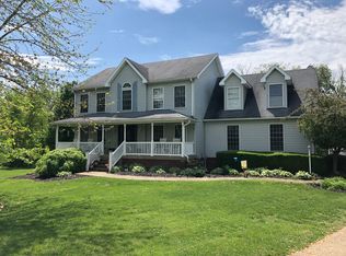 4102 Grimes Cv, Buckner, KY 40010