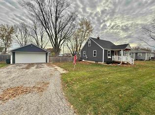 403 N Benton St, Winnebago, IL 61088