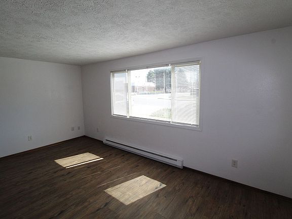 4th image of 205 E Westview Ave #2