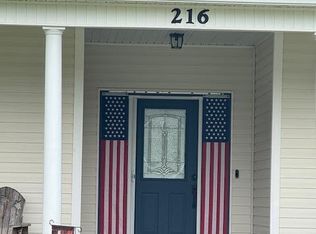 216 Raven Ridge Ct, Swansboro, NC 28584