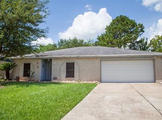 2014 Mocking Bird Ln, La Porte, TX 77571
