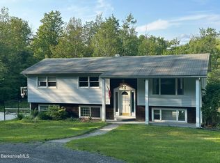 52 W Mountain Rd, Lenox, MA 01240