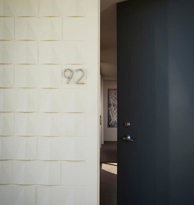 1st image of 92 Desert Lakes Dr