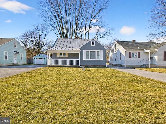 2nd image of 2734 Littlestown Pike