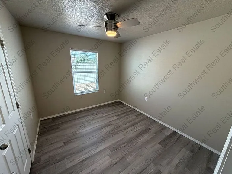 1208 W. Manana Blvd. — Photo 7