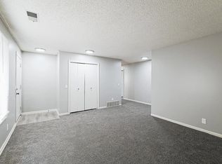1427 N 20th St #1429, Lincoln, NE 68503