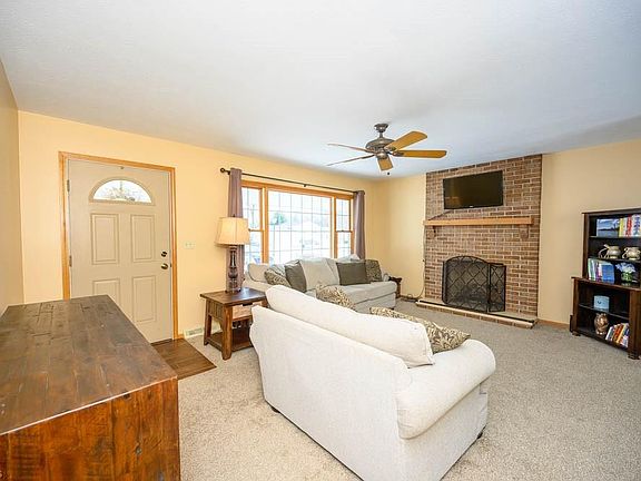 5th image of 1462 Turnberry Dr