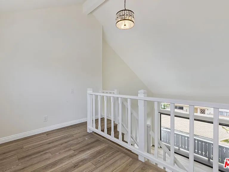 1508 Berkeley St #B — Photo 22
