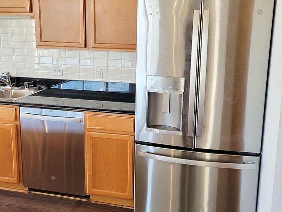 5th image of 210 S Water STREET #221