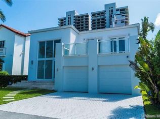 1000 N Venetian Dr, Miami Beach, FL 33139