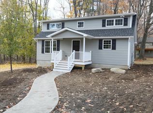 58 Pinecrest Ave, Dallas, PA 18612