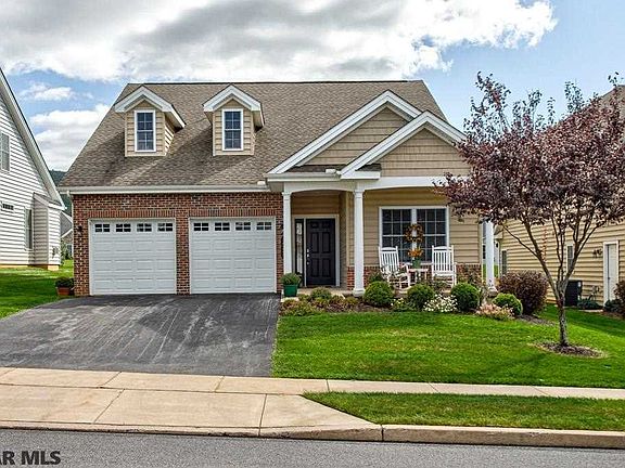 3rd image of 277 Beacon Cir