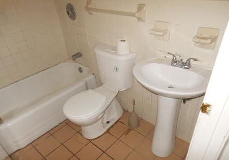 3rd image of 2322 Glen Ivy Dr