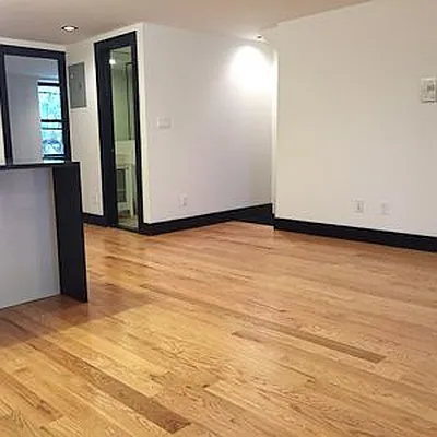 Rented by Nooklyn NYC LLC | media 62