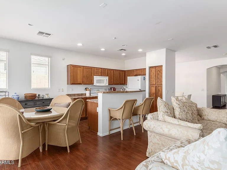 12122 W Dove Wing Way — Photo 11