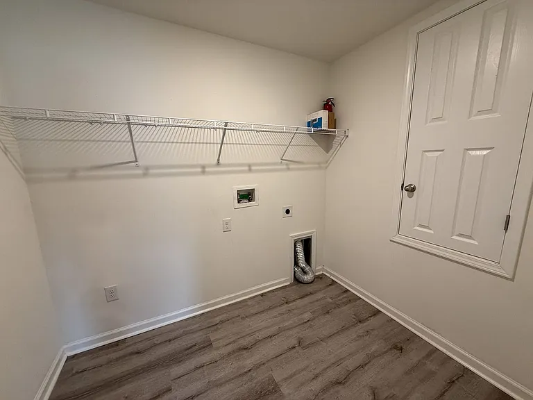 3480 Blaney Dr — Photo 17