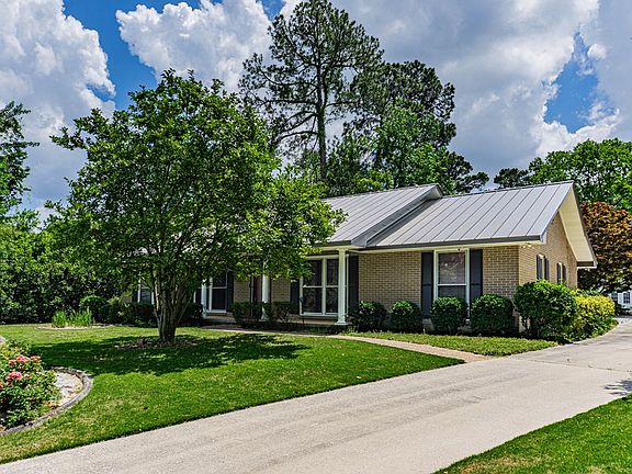 3rd image of 1709 Ashwood Ct