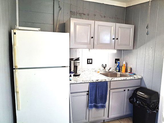3rd image of 8735 Cristobal Ave #2