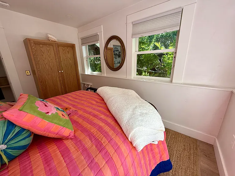 1703 Chapala St #A — Photo 18