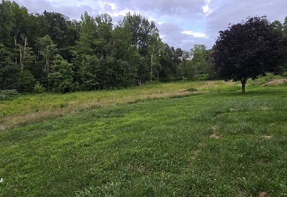 3rd image of 721-721 Swampy Hollow Rd