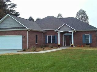 2064 Walshtown Rd, Boomer, NC 28606