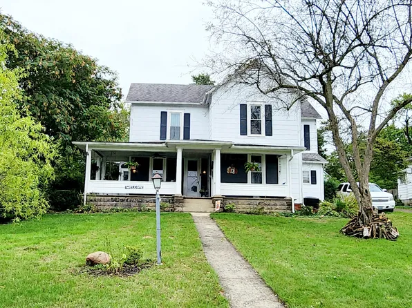 425 W Circle Ave, Washington Court House, OH 43160